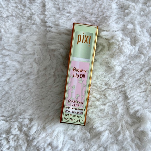 PIXI Hydrating Glow-y Lip Oil in Mint-y - Picture 3 of 3